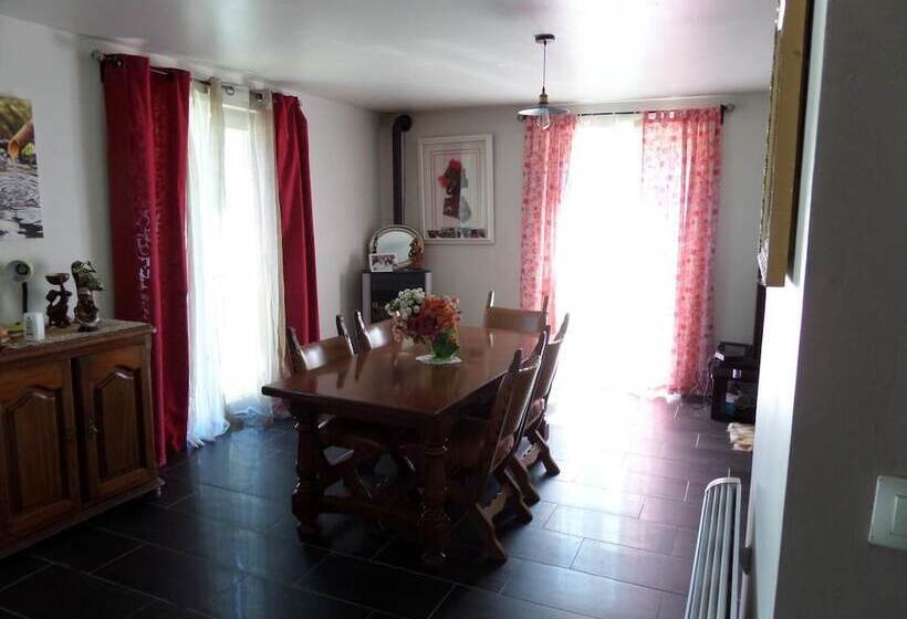 Bed and Breakfast Chambres D'hôtes Ronquer