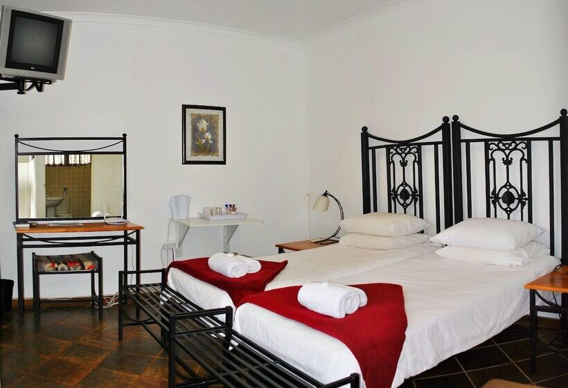 Bed and Breakfast Mount Azimbo Lodge