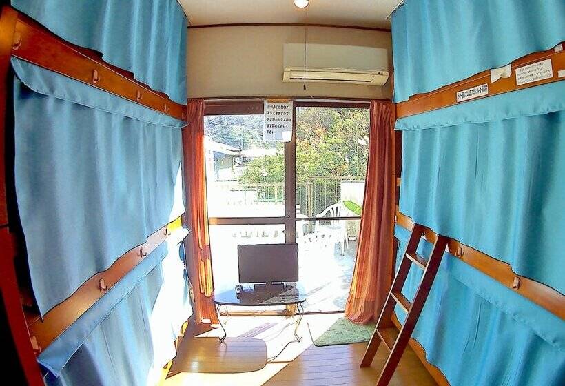 Guest House In Amami Ryoufuu   Hostel