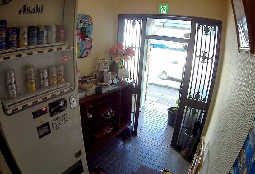 Guest House In Amami Ryoufuu   Hostel