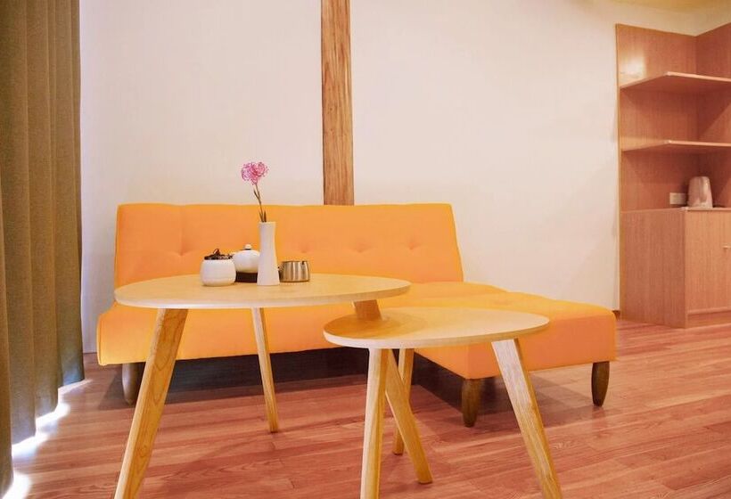 مسافرخانه The Yan House Tengchong