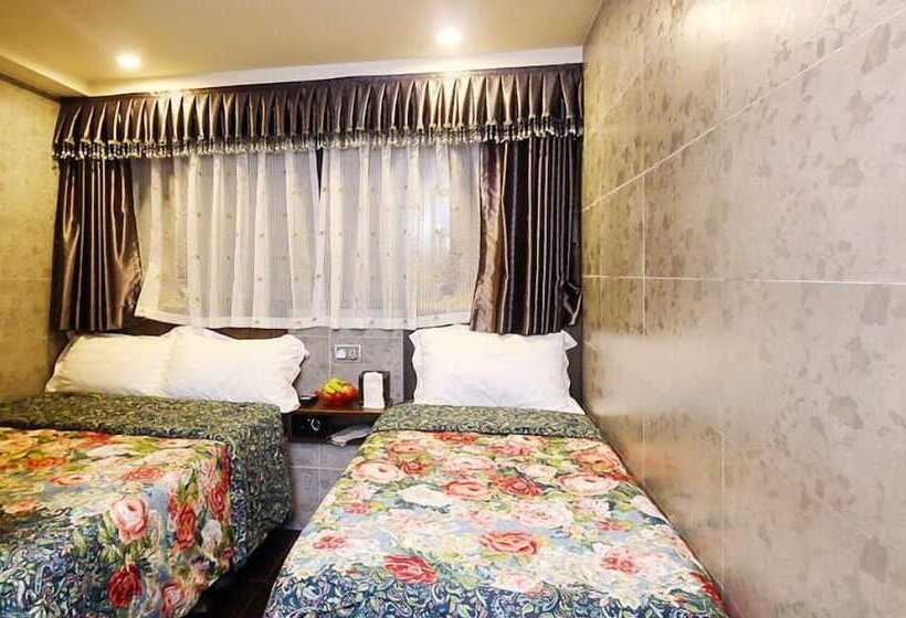 هتل Cindy Hostel