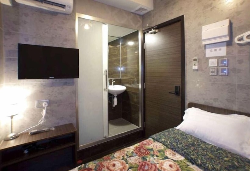 هتل Cindy Hostel