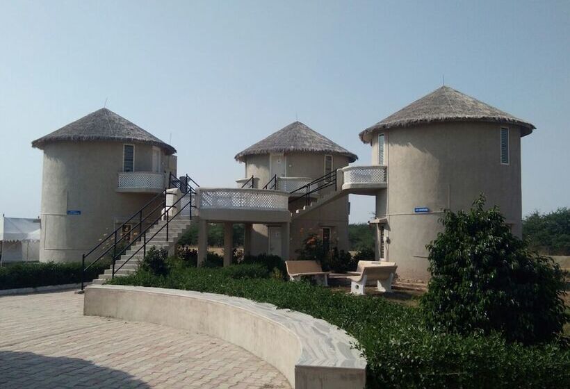 هتل Hiriz Gorewali Resort