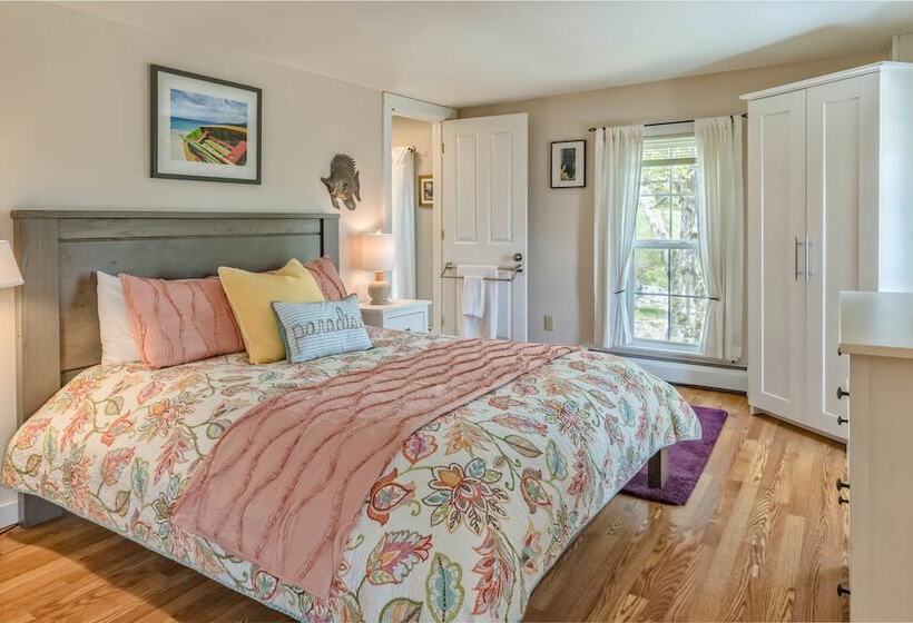 Moonshadow B&b