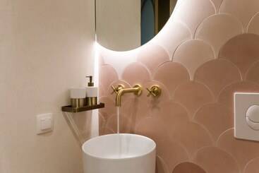 پانسیون Neratze Hammam Suites