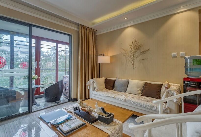 پانسیون Tengchong Two Suite Guesthouse