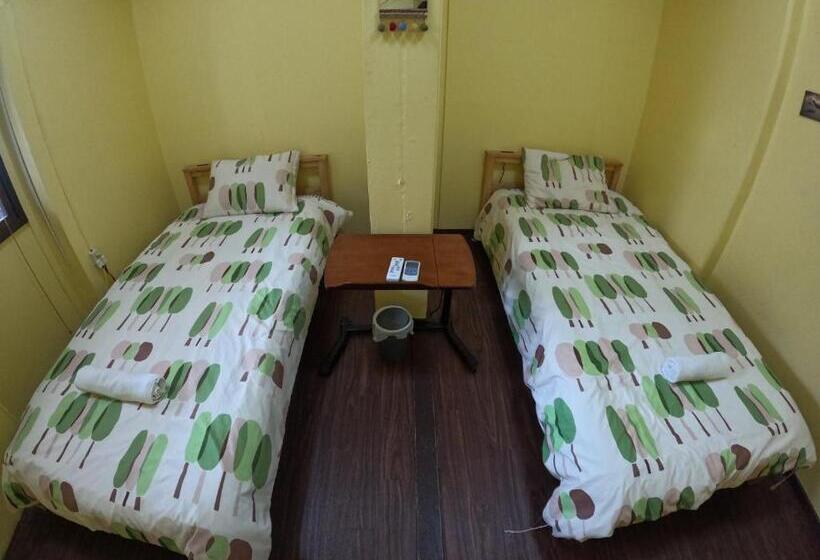 ユースホステル Zamamia International Guesthouse