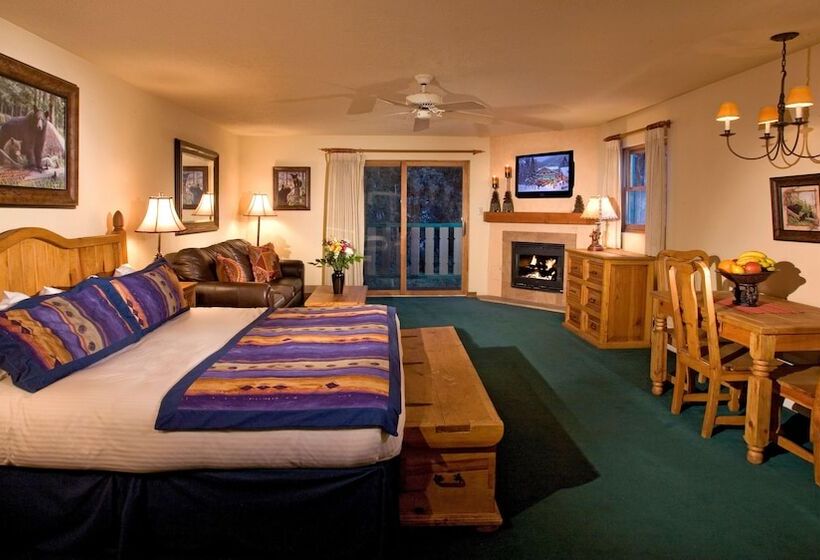 Alpine Village Suites