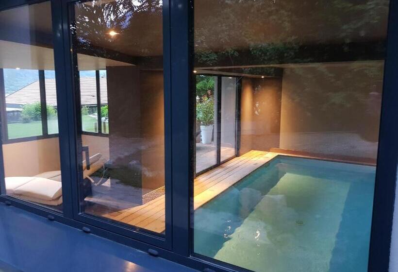 مبيت وإفطار Chalet Christine