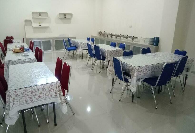 تختخواب و صبحانه Clean & Comfort Homestay