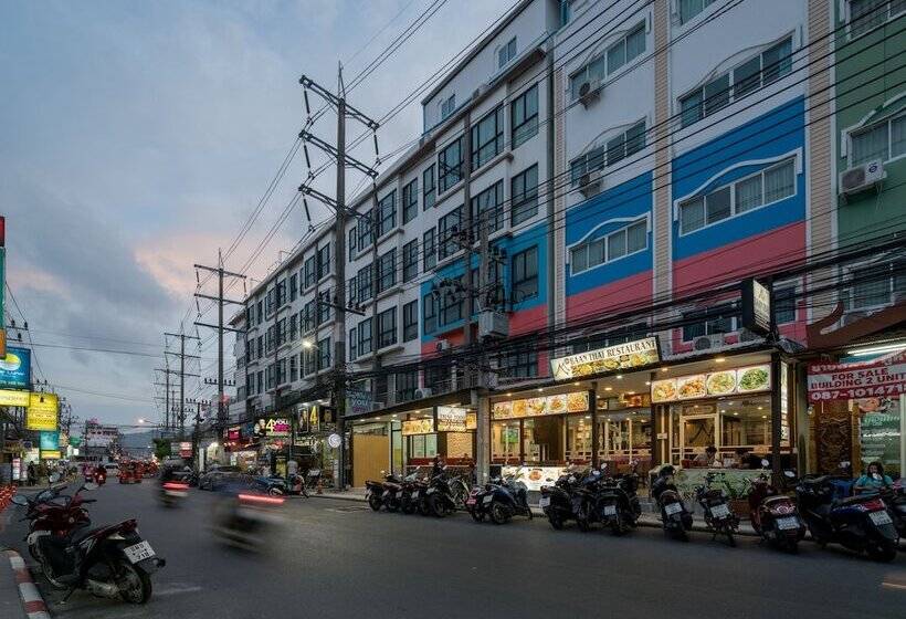 هتل Baan Thai Beach Side Residence