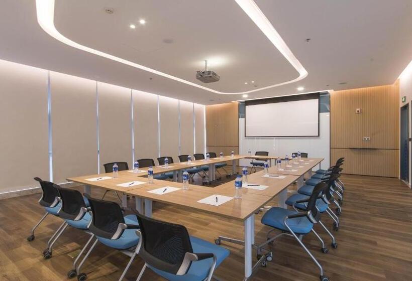 בית מלון כפרי Holiday Inn Express Liyang Huafu, An Ihg