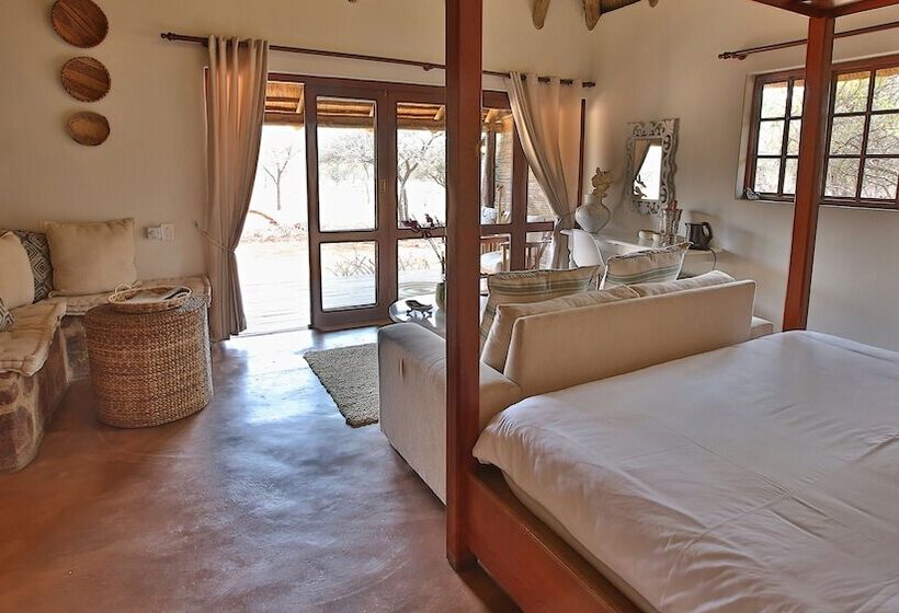 فندق Mangwa Valley Game Lodge & Spa