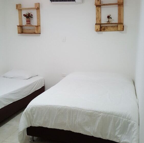 هتل Progreso Plaza