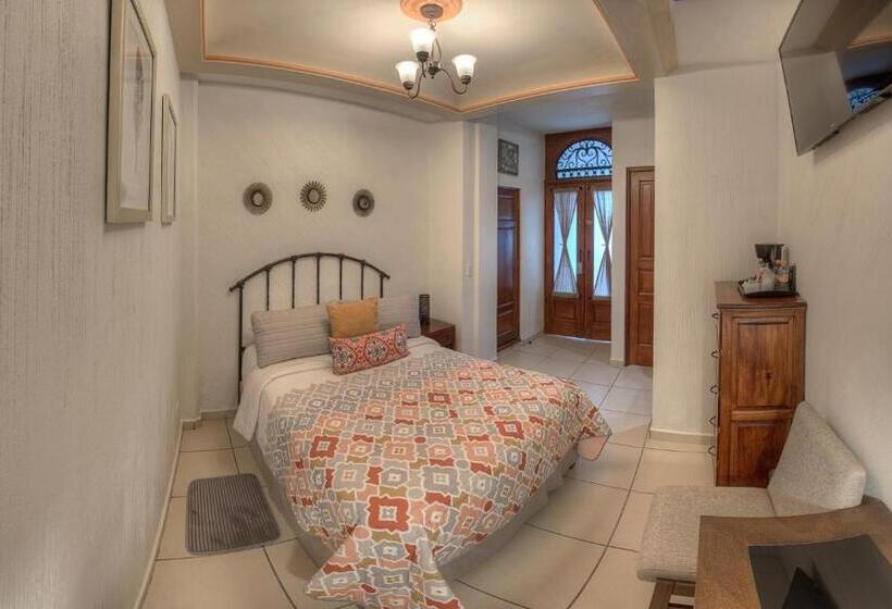 هتل Santa Paula