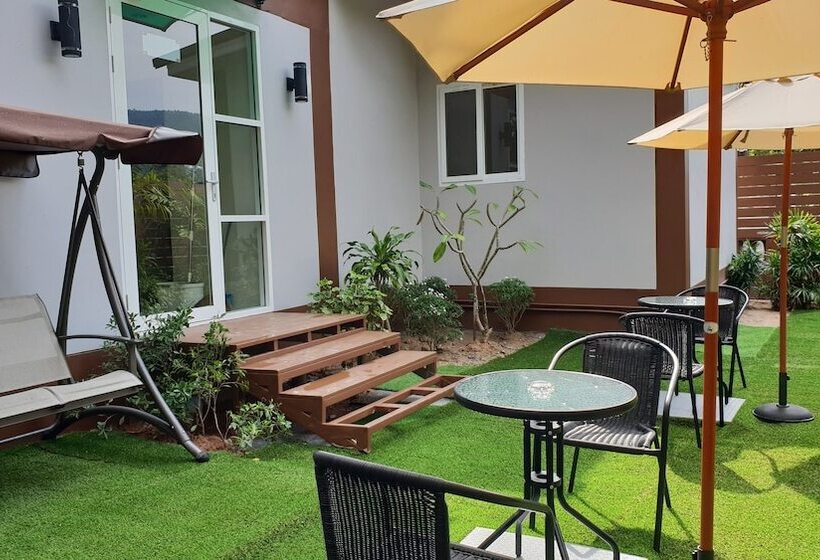 هتل Top Hostel Samui