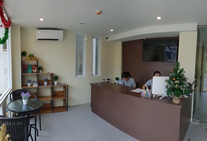 هتل Top Hostel Samui