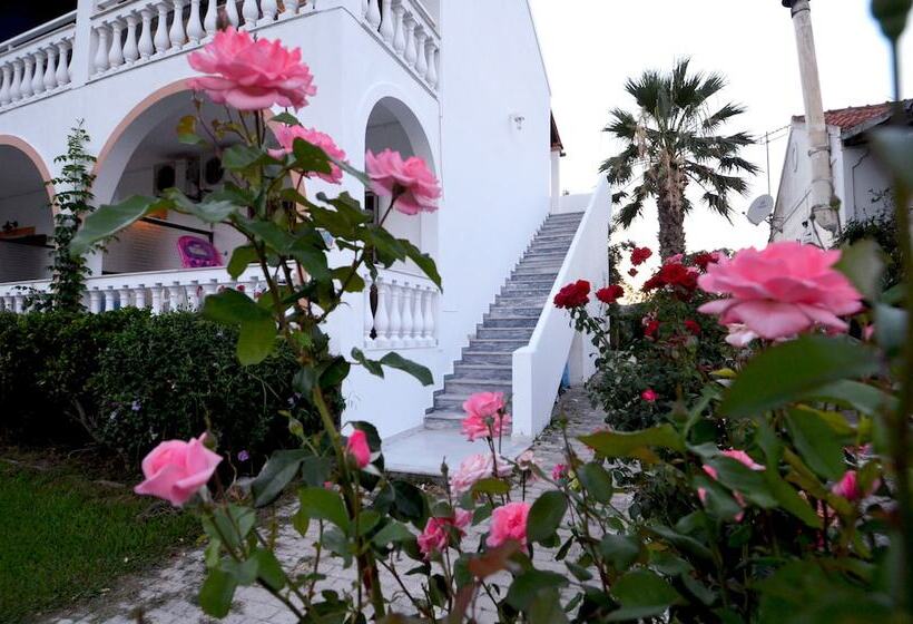 Stefanos Resort
