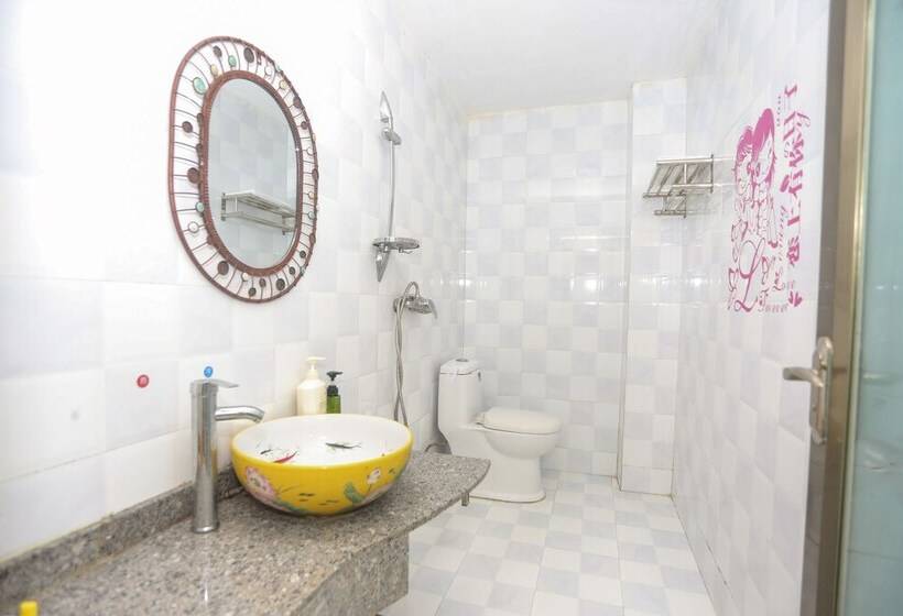 Aishang Hostel