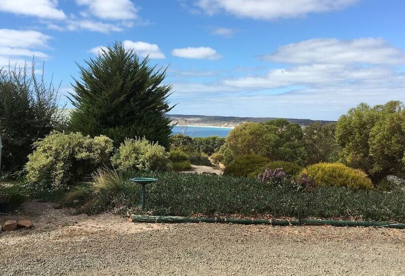 Emu Bay Holiday Homes