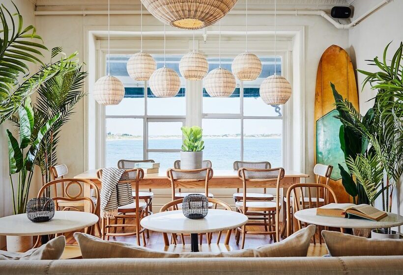 فندق Block Island Beach House
