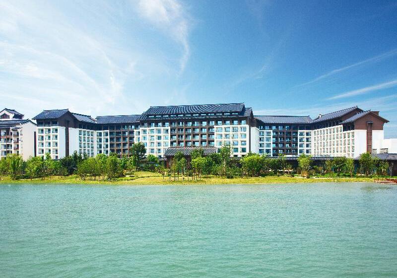 ホテル Crowne Plaza Wuxi Lake View By Ihg