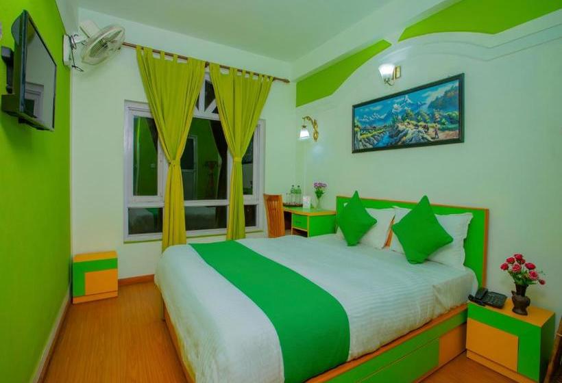 هتل Hari's Home By Oyo Rooms