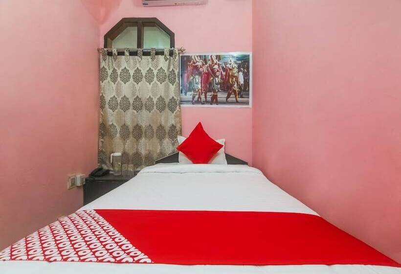 هتل Kanika Inn By Oyo Rooms