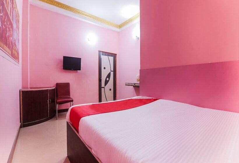 هتل Kanika Inn By Oyo Rooms