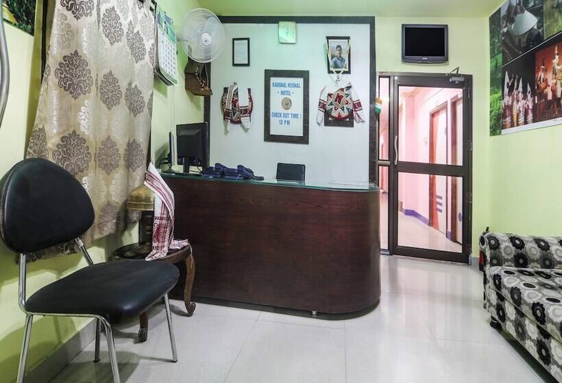 هتل Kanika Inn By Oyo Rooms