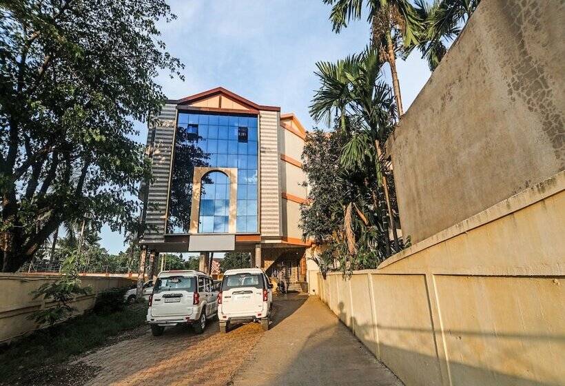 هتل Kanika Inn By Oyo Rooms