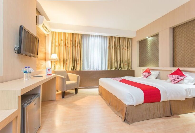 هتل Sejati By Oyo Rooms