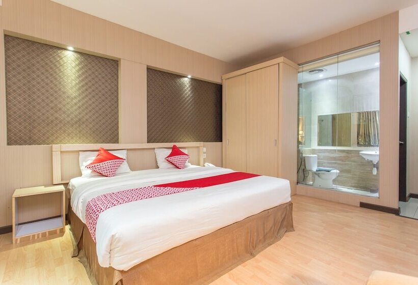 هتل Sejati By Oyo Rooms