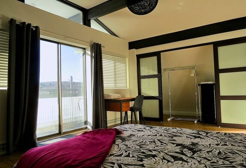 The Fourth Lock Bed & Breakfast