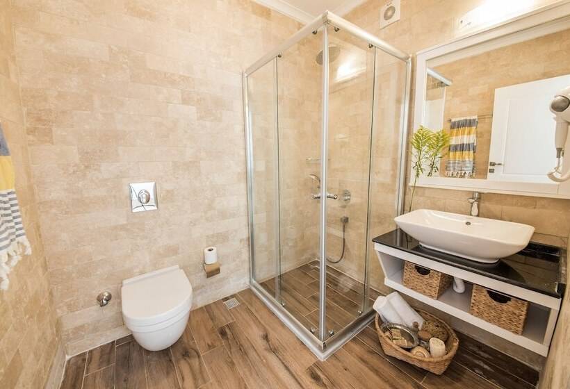 Cedrus Suites