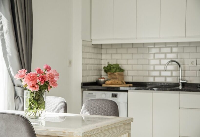 Cedrus Suites