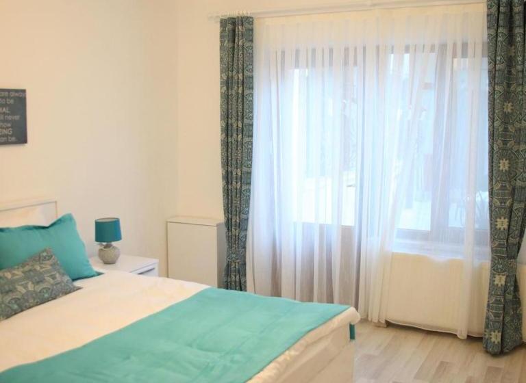 Daffne Otel