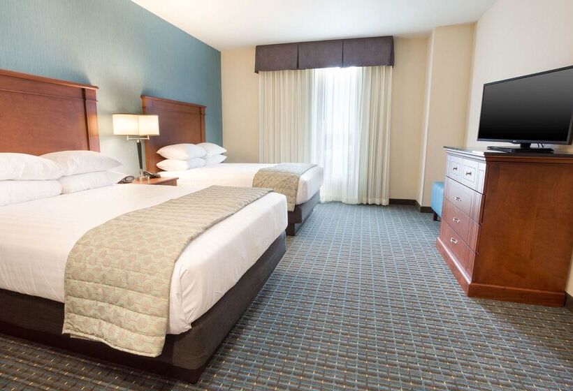 Отель Drury Inn & Suites St. Louis Brentwood