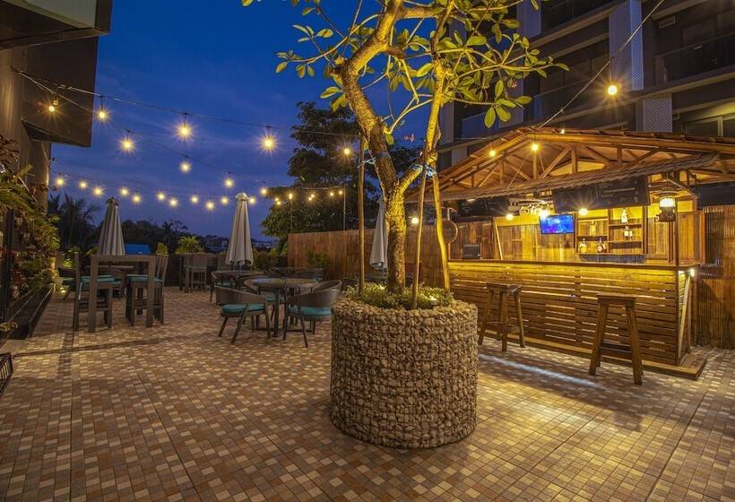 هتل Four Points By Sheraton Balikpapan