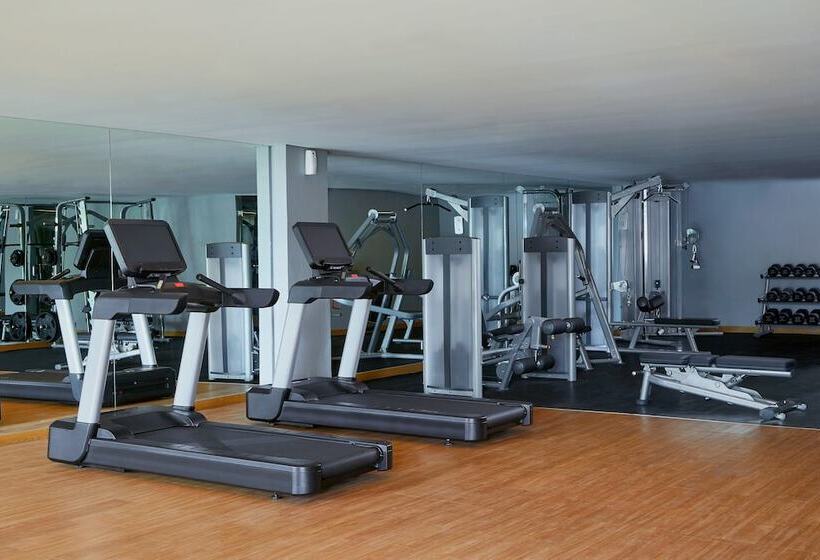 فندق Four Points By Sheraton Balikpapan