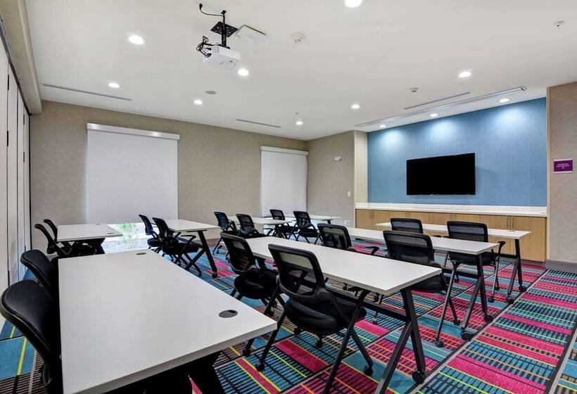 בית מלון כפרי Home2 Suites By Hilton Pecos