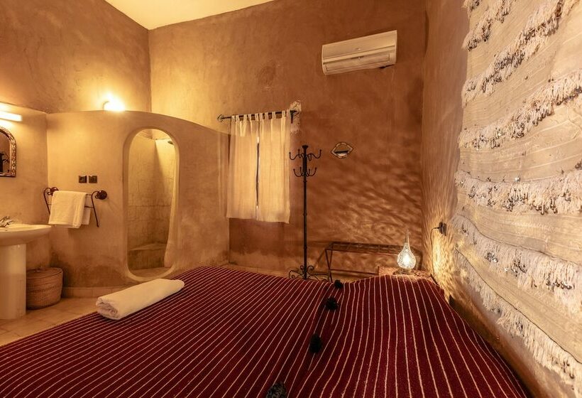 هتل Kasbah Sahara