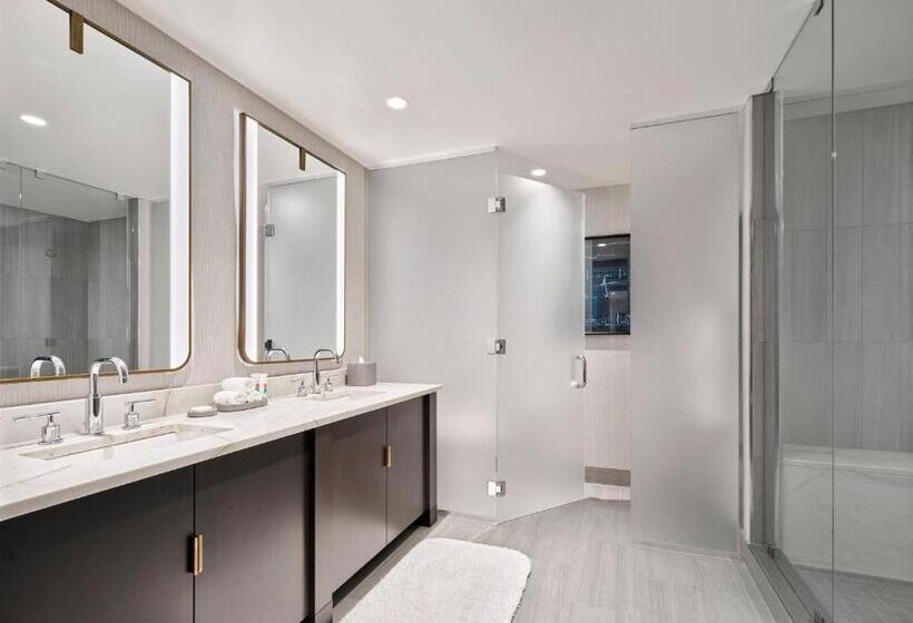 هتل Loews Kansas City