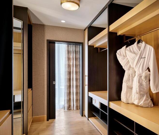 هتل Loews Kansas City