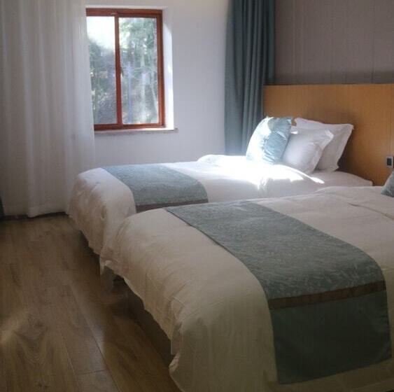 Hotel Lushan Xinyuan
