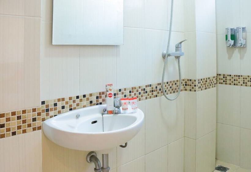 هتل Maleo Guest House By Oyo Rooms