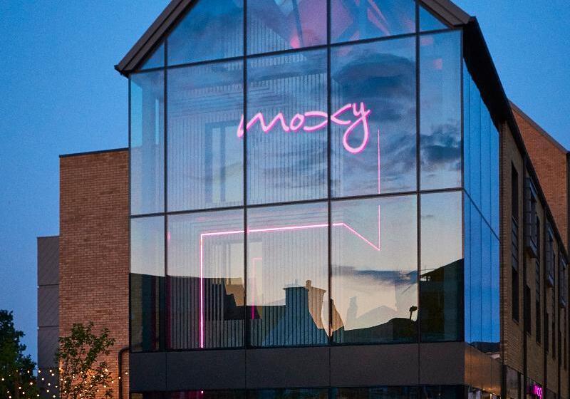 هتل Moxy York
