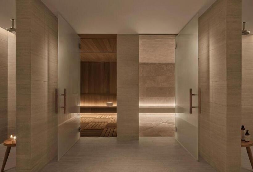 هتل The West Hollywood Edition