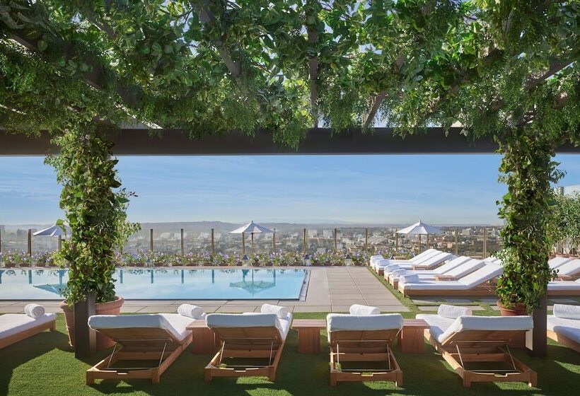 هتل The West Hollywood Edition